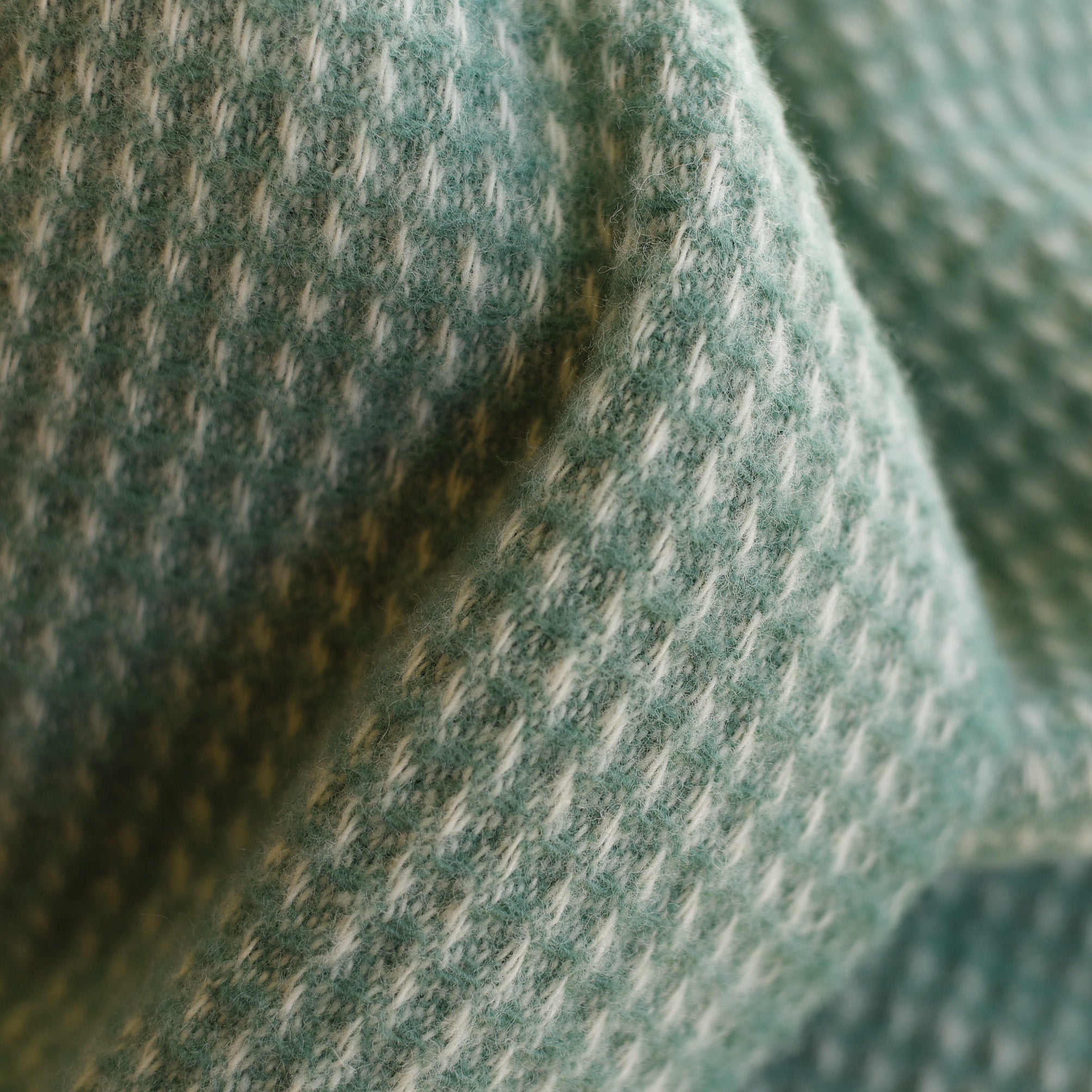 Honeycomb Lambswool Throw